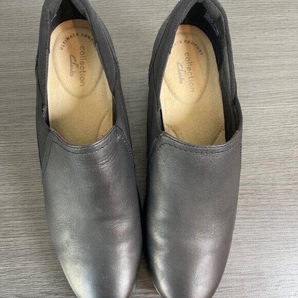 Used Clarks Emily Amelia Loafer Women 8.5 US Black PU Leather Slip-On Ortholite - Picture 3 of 10